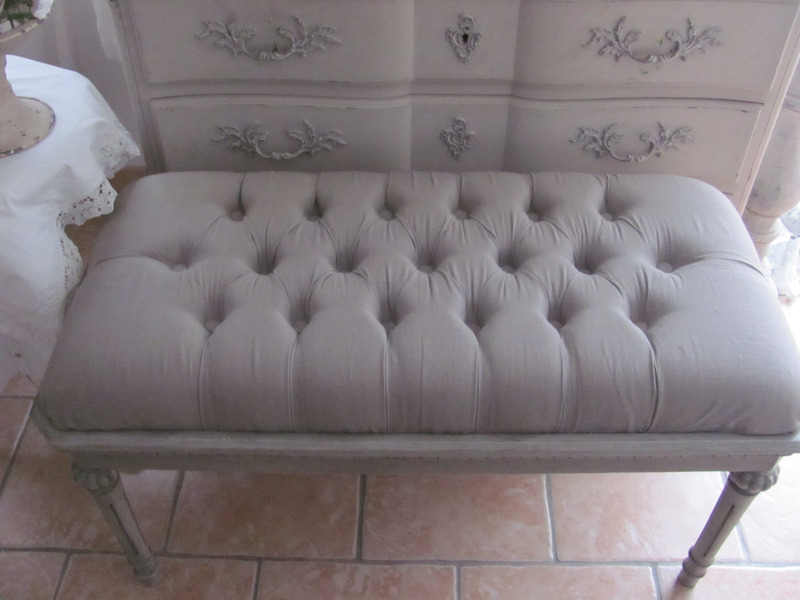 banc de lit capitonnee