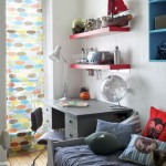 deco chambre fille gris et rouge