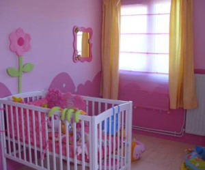 idee deco chambre bebe fille parme
