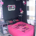 deco chambre fille rose et noir