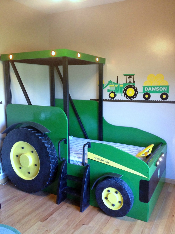 decoration chambre garcon tracteur