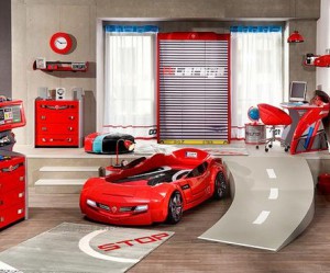 idee deco chambre garcon theme voiture