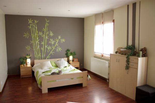 decoration chambre vert et taupe