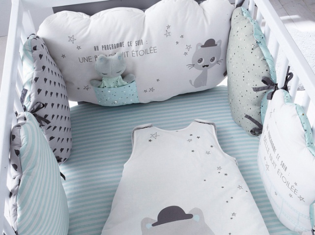 deco chambre bebe tour de lit
