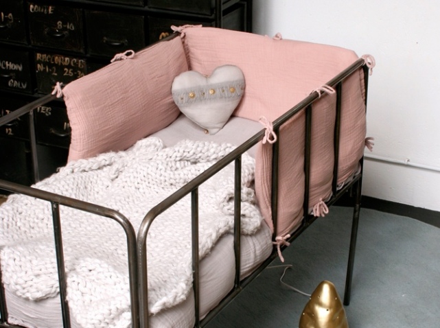 deco chambre bebe tour de lit