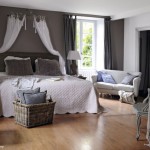 decoration chambre avec ciel de lit
