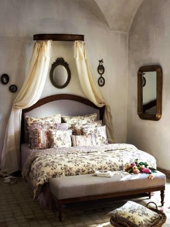 decoration chambre avec ciel de lit