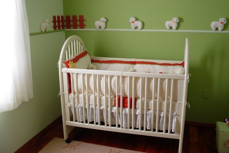 decoration chambre bebe mouton