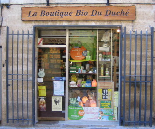 decoration vitrine magasin bio
