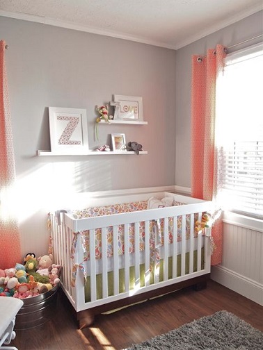 deco chambre fille murs blancs