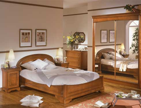 decoration chambre en merisier
