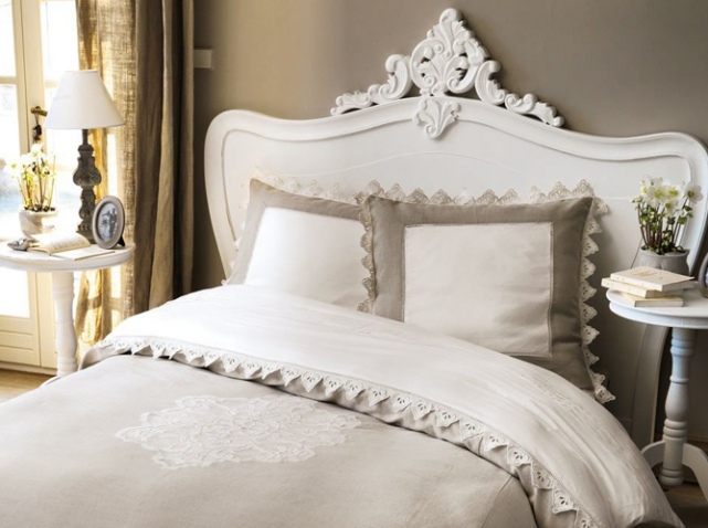 decoration chambre lit blanc
