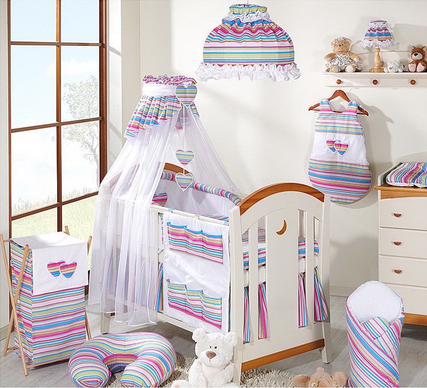 decoration lit de bebe