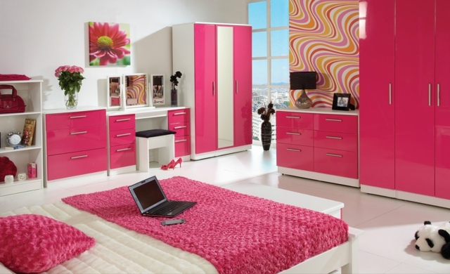 decoration chambre de fille rose