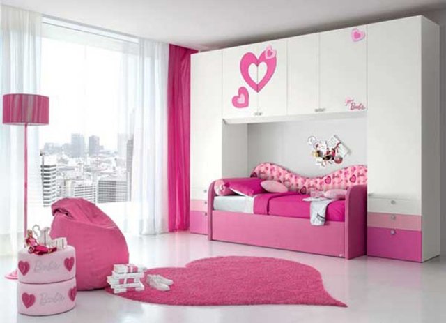 decoration chambre de fille rose