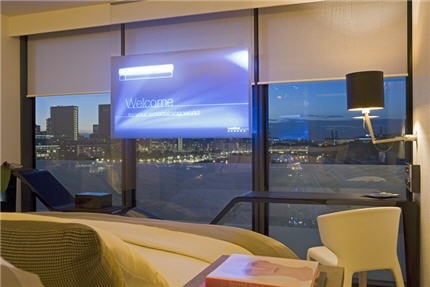 decoration chambre high tech