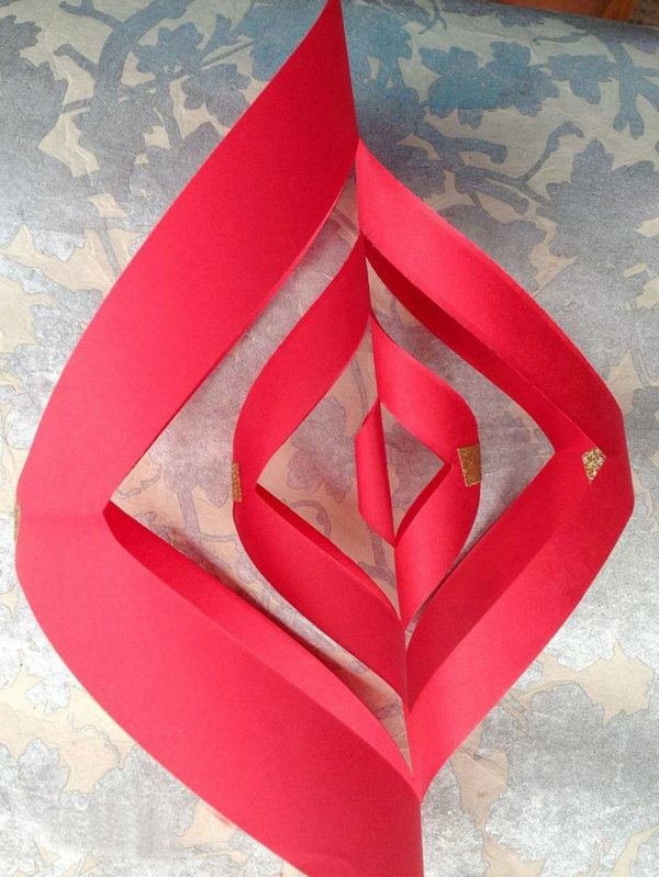 fabriquer deco en papier