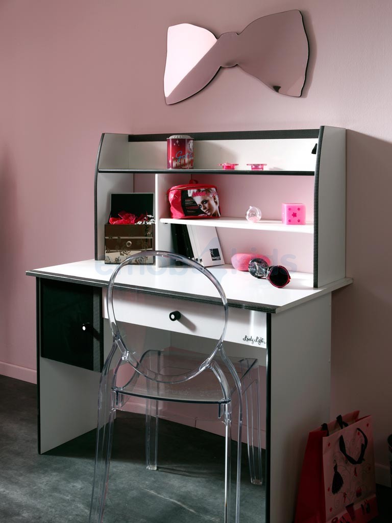 bureau blanc pour petite fille