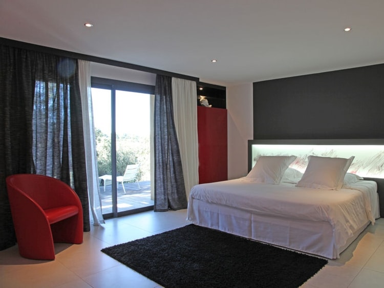 chambre deco rouge