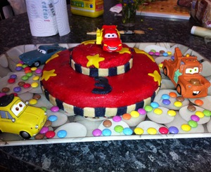 faire tenir decoration gateau