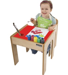 bureau pour bebe en bois