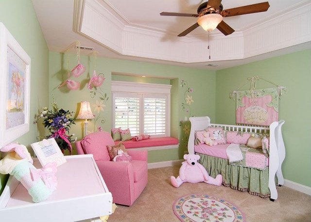 deco chambre bebe rose et vert
