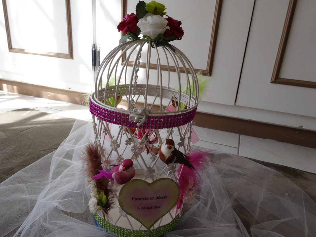 decoration cage oiseau urne