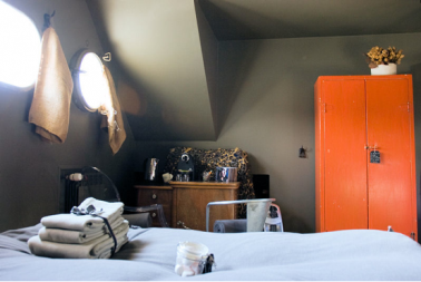 decoration chambre orange et gris