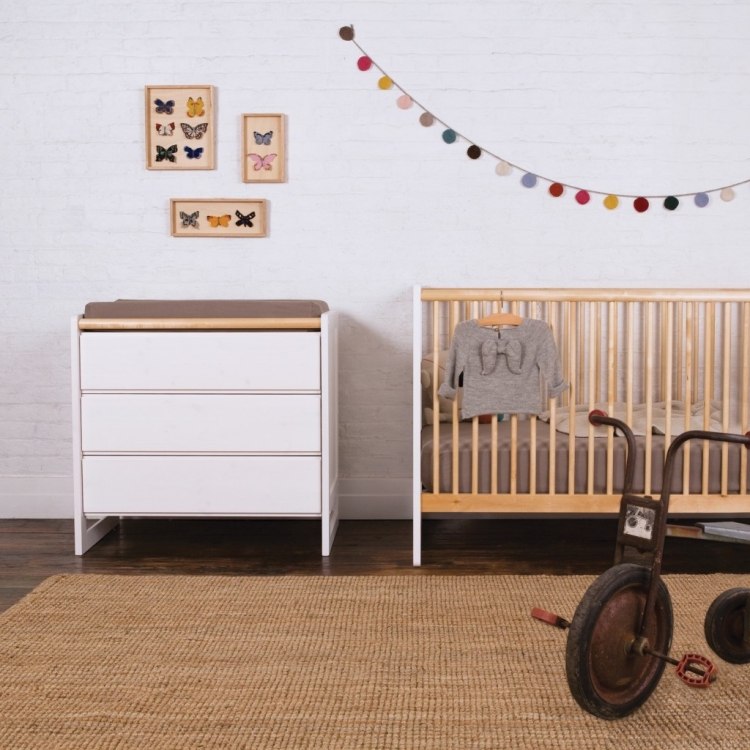 deco chambre bebe en bois