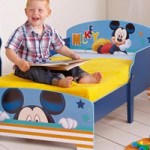 deco chambre bebe mickey