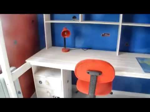 deco chambre garcon bleu et rouge