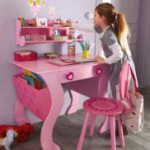 bureau pour fille rose