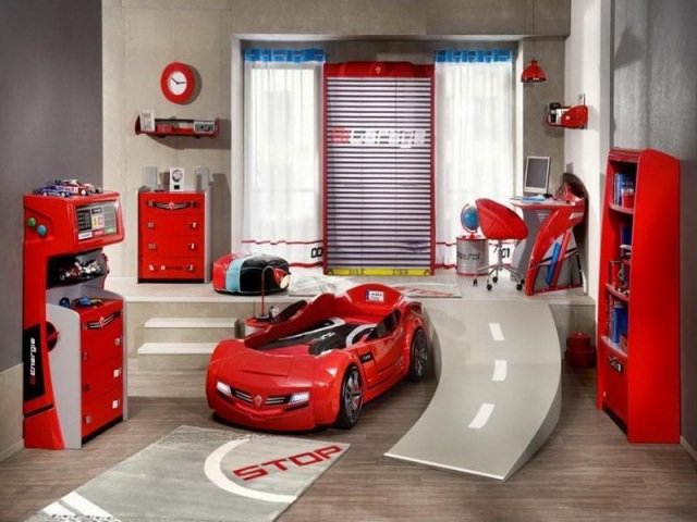 deco chambre garcon voiture