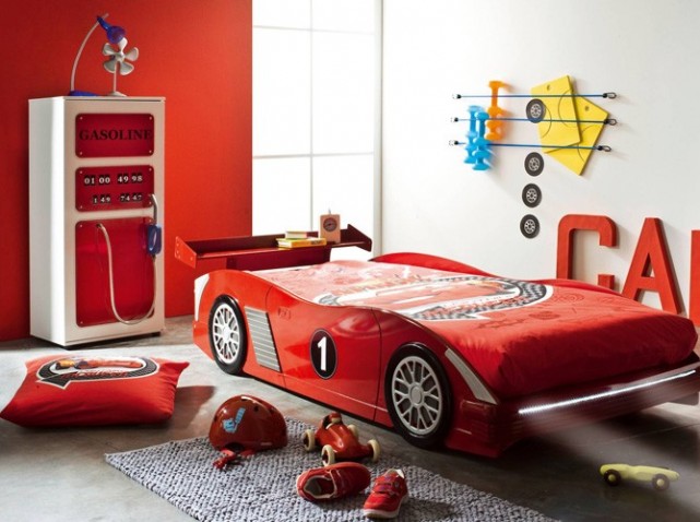 deco chambre voiture garcon