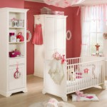 decoration chambre bebe rouge