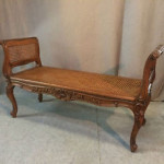 bout de lit style louis xv