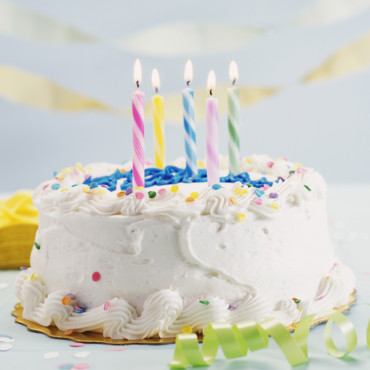 comment faire la decoration d un gateau d anniversaire