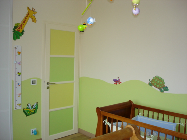 decoration chambre de bebe peinture