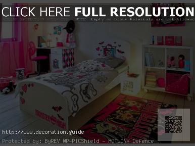 decoration de chambre monster high
