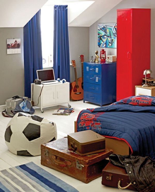 idee deco chambre garcon foot