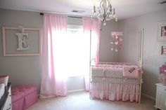 deco chambre bebe rose pale
