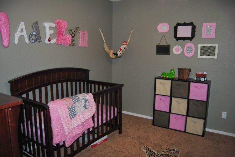 deco chambre fille rose et gris
