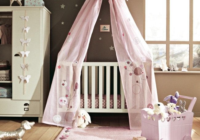 deco ciel de lit bebe
