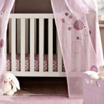deco en bois pour chambre bebe