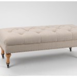 bout de lit beige