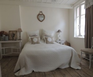 decoration chambre epuree
