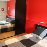 decoration chambre rouge et noir