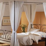 decoration pour lit baldaquin