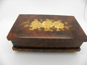 boite a bijoux reuge