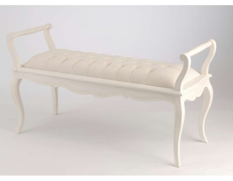 bout de lit blanc chesterfield